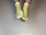 Sockjob with yellow socks