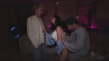 Busty beauty cheats on her boyfriend at a house party and squirts in front of him