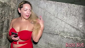 Esse safado fudeu gostoso minha bucetinha e meu cu no quintal de casa dele