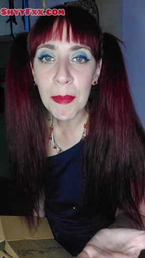 Shyyfxx Vlog Unboxing a Day of Earthly Pleasures, Self Gifts and Sailor Moon Anal