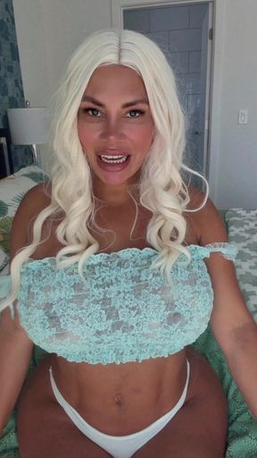 Mature amateur MILF BBW flaunts her big ass