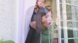 Huge Tit Slim Savannah Sixx Gets Spread out by Tattooed