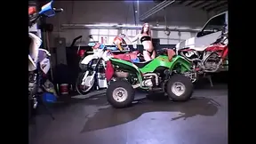 Wild double penetration for a sexy brunette