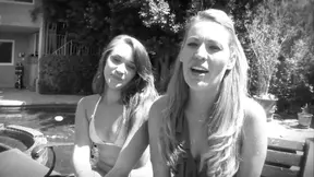 Horny Blonde Teagan Summers Eats Daisy Layne's Wet Pussy