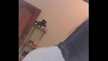 Guayaquile&ntilde_a perreando en vivo