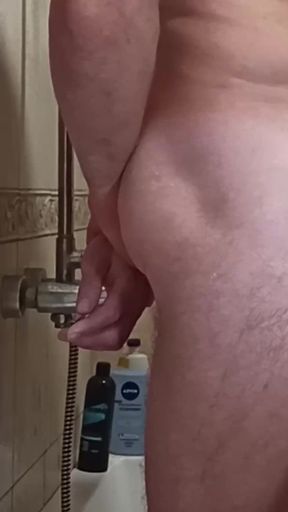 A Hotwife Washes and Sucks Cocks in the Bathroom. Double Blowjob. Ep 30841