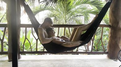 Hildeinlove – She joins me on the hammock before we end up on the bed