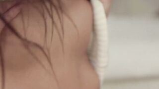 Sabrisse is a gorgeous babe with alluring body