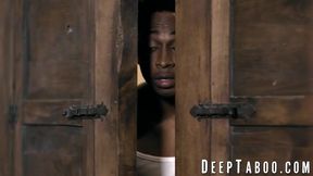 Davon Drake & Mike Mancini's steamy interracial threesome with MILF Mona Wales