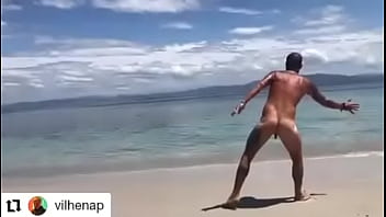 Paulo Vilhena pelado praia nudismo