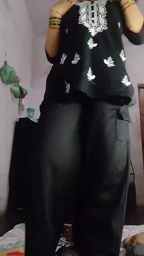 Devar or bhabhi ki chudayi bhabhi ne devar ko choda