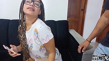 Convincing my cute stepsister to fuck she has a big ass that warms my cock and makes it hard