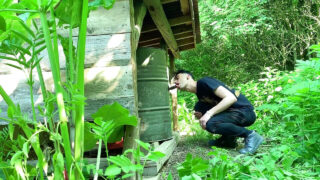 Gay amatur hitam besar zakar dalam aksi POV luar: hisap zakar yang kuat dan pancutan mani