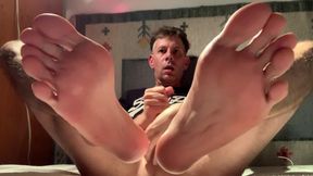 Showing My Feet, Licking and Cum