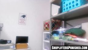 Megan′s big titties and security guard temptation