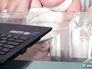 Amber Bloom Takes an Office Break