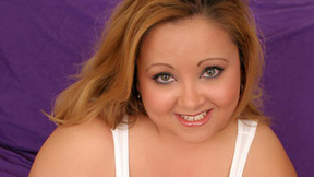 ”Charming Plumper Vivian Gets Picked Up”