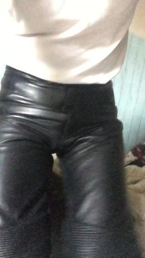 Oh leather