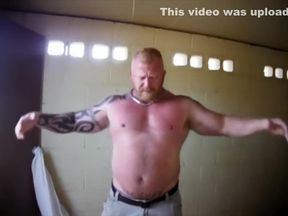 muscle bear flexing