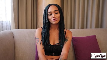 Trimmed Pussy Nympho Julie Kay Gets Dicked By King Noire!