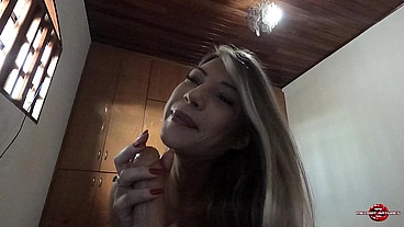 Hot chat med den mest greluda blonde av xvideos, nyter mye for fanen!
