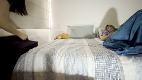 tengo sexo lesbico con mi muneca sexual mientas mi esposa esta en la cama