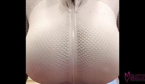 damn she sexy huge tits nice ass