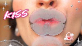 Creamy silver melting kiss close up