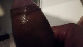 Verga aceitada, alguien me ayuda a jalarmela??