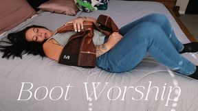 Boot Worship (mp4)