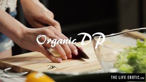 ”Naughty Elle Rose fucks her holes with a cucumber”