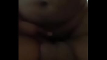 La novia de mi amigo me pide verga porque el no la atiende -parte 2