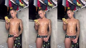 testei meu pijama novo e acabei ficando de pau duro e gozando