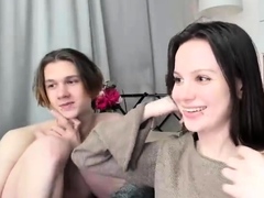 Amateur Webcam Teen Masturbates And Teases