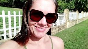 raquel seduzindo o seguranca de uma propriedade particular para deixa-la entrar sem autorizacao, paguei o favor com sexo e o cara mandou bem demais,foi o melhor sexo da minha vida