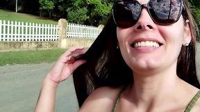 raquel seduzindo o seguranca de uma propriedade particular para deixa-la entrar sem autorizacao, paguei o favor com sexo e o cara mandou bem demais,foi o melhor sexo da minha vida