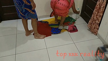 Indian sales women fucked by her customer