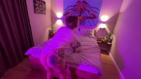 Fucking Before Bed so That the Pussy Peacefully