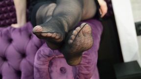 Mistress soles close ups in black tights