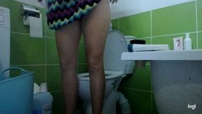 I pee in toillet mp4