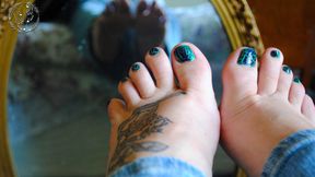 Mirror Foot Tease - Willow's Irresistible Display