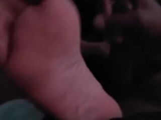 1023FEET step sibling gives tugjob with soft soles