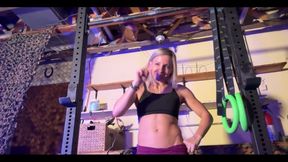 Strong Blonde Pull-ups