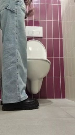 Pee in Public Toilet with Song :D
