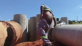 I Took Advantage of the Holiday to Be Alone and at the Construction Site