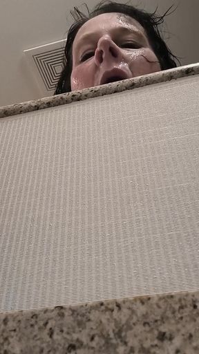 She Thought the Neighbor Was Was Hot so He Gave Her a Face of Cum