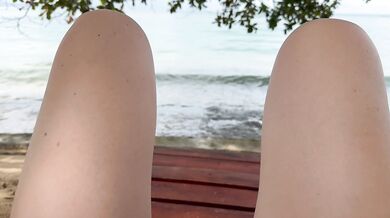 Hot outdoor beach pussy flashing and masturbation in paradise