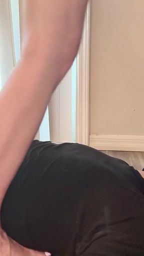 67 Goddess Size 16 Foot Trample