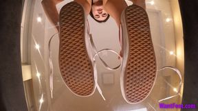 Big Giantess Feet - 4K MP4