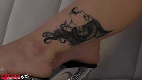 bts of the scene: (wet) first porn ever, newbie sbrilli666 get her first pee and double penetration, rough, anal, dpp, pee and not stop anal fucking!